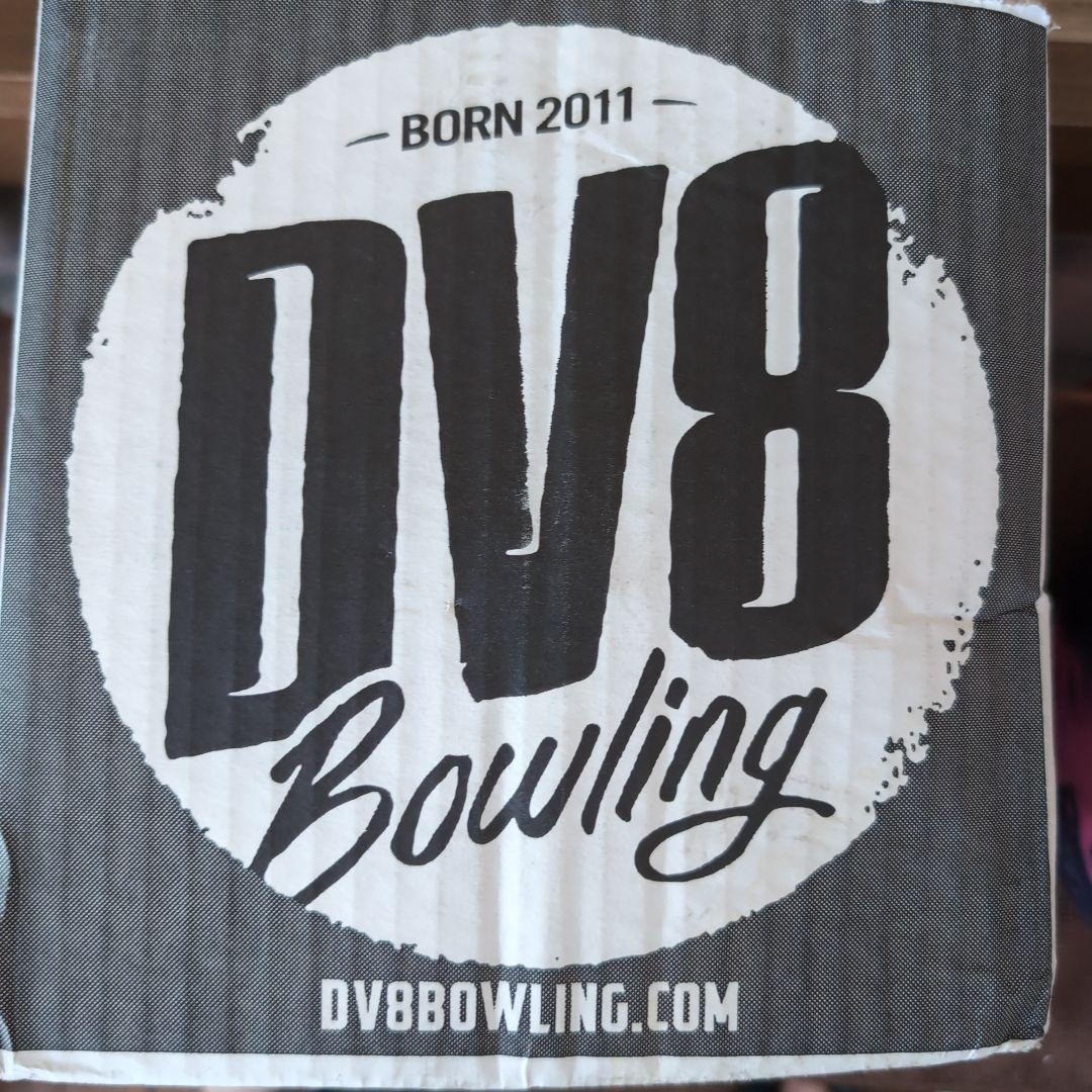 DV8 DIVA ボウリングボール