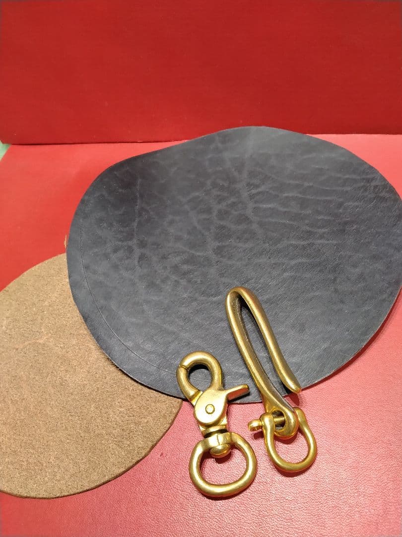 ★いち様★ウォレットロープ☆ホーウィン・クロムエクセルレザー茶芯☆真鍮金具