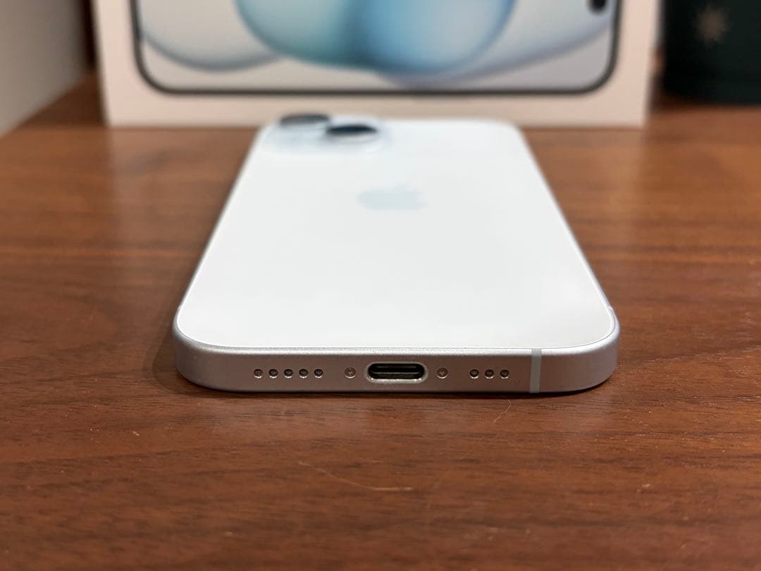 iPhone15 128GB ブルー 付属品あり SIMフリー ケース付き