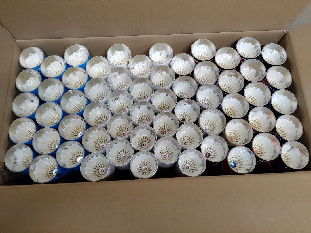 バドミントン　中古シャトル