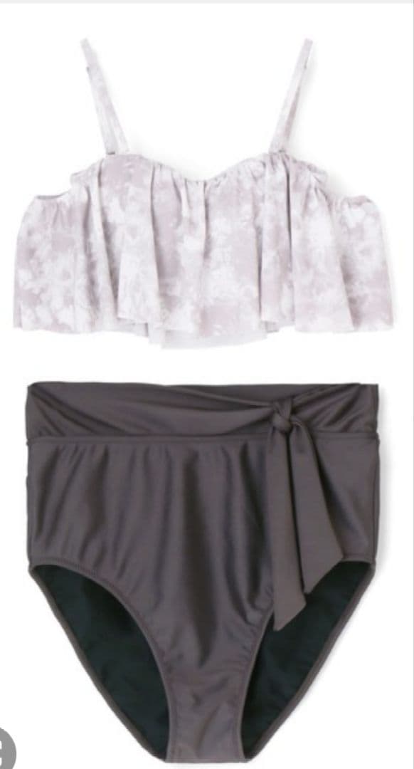 サンアイリゾート 水着 ※パレオとパーカーラッシュガード付けます♪