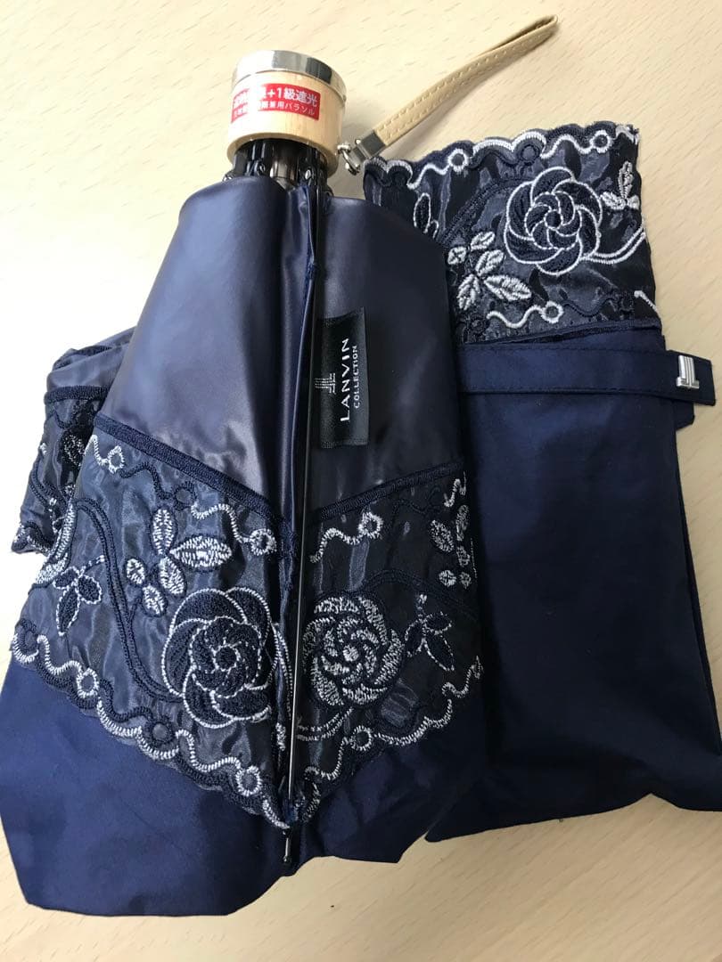 お値下げ❣️【新品】ランバンの折り畳み日傘UV晴雨兼用傘レース