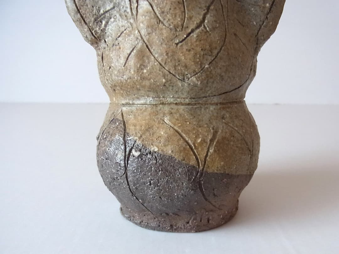 小嶋亜創『灰釉陶仏（中）』初期伊万里 李朝 古唐津 黒高麗 オンギ くらわんか