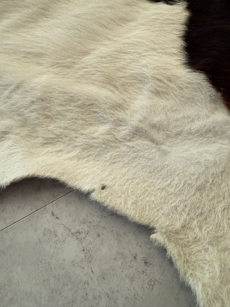 ハラコ 牛革ラグ(カーペット) 110cm×73cm