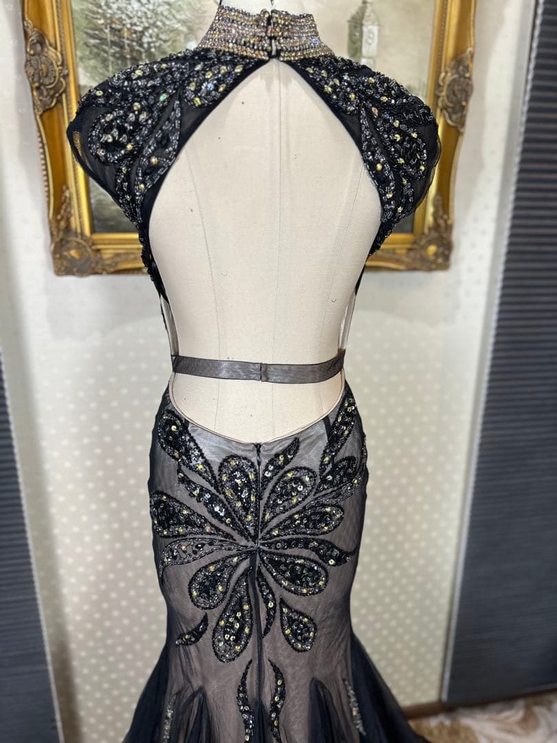 JAVANI☆エレガントなブラックビーズ刺繍ドレス