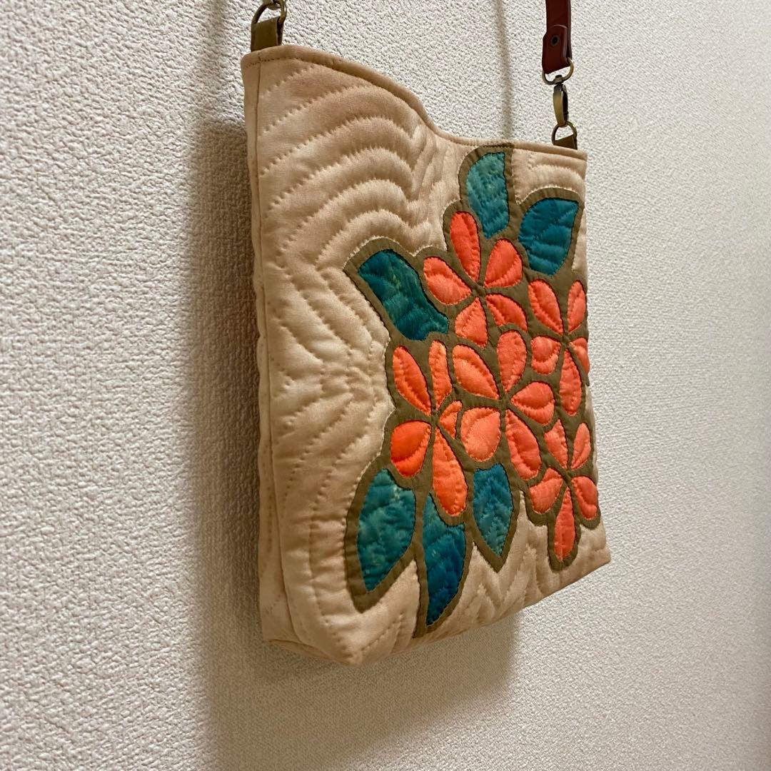 ハワイアンキルト◆ショルダーバッグ◆プルメリア◆ハンドメイド