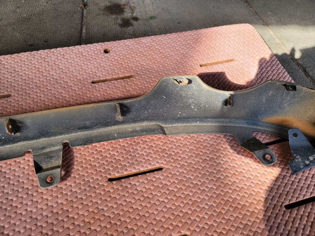 エッセ　235s　245s　純正　フロント　スポイラー　リップ