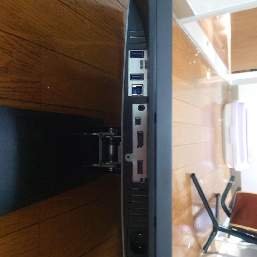 DELL U2718Q 4kディスプレイ