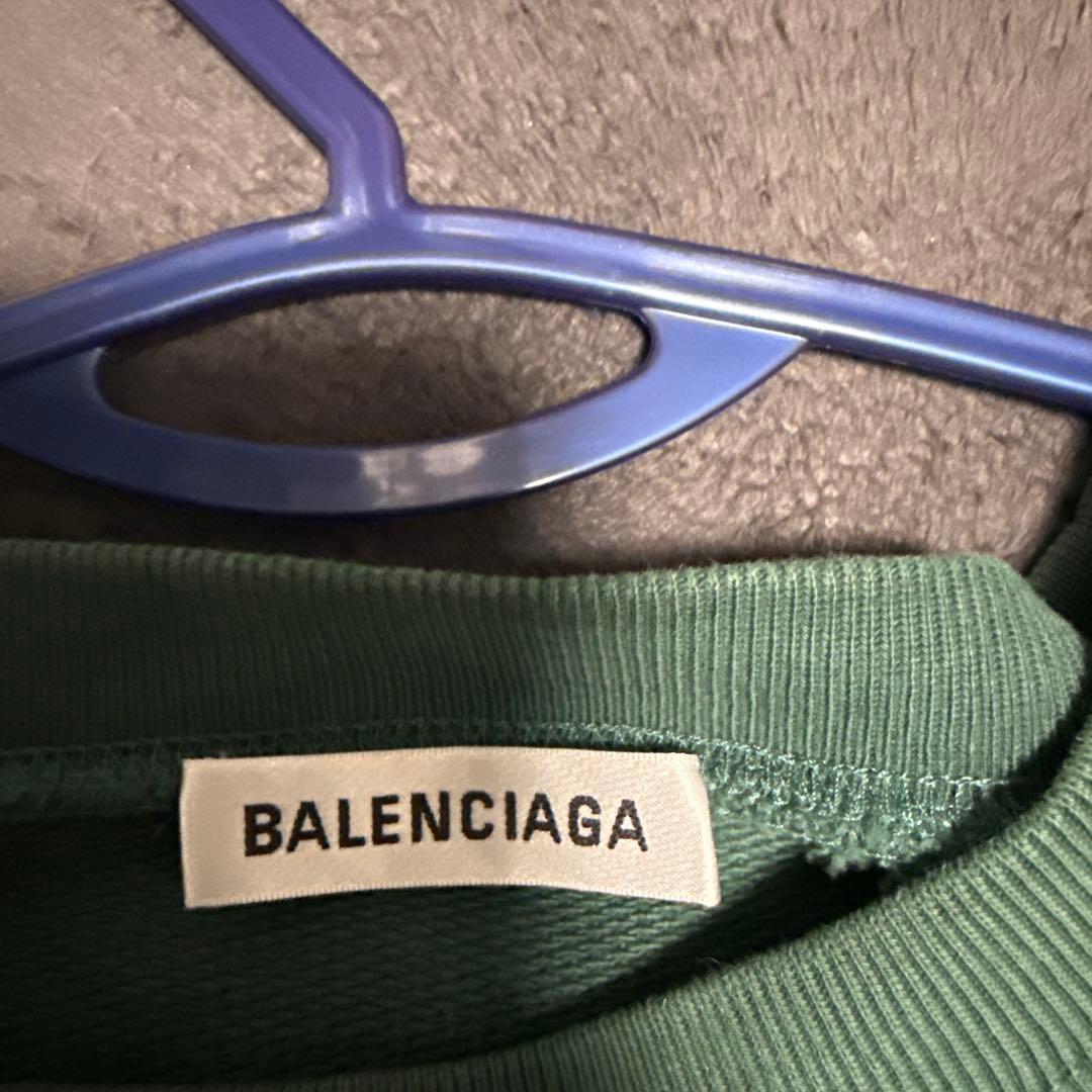 BALENCIAGA グリーン トレーナー値下げしました(*^^*