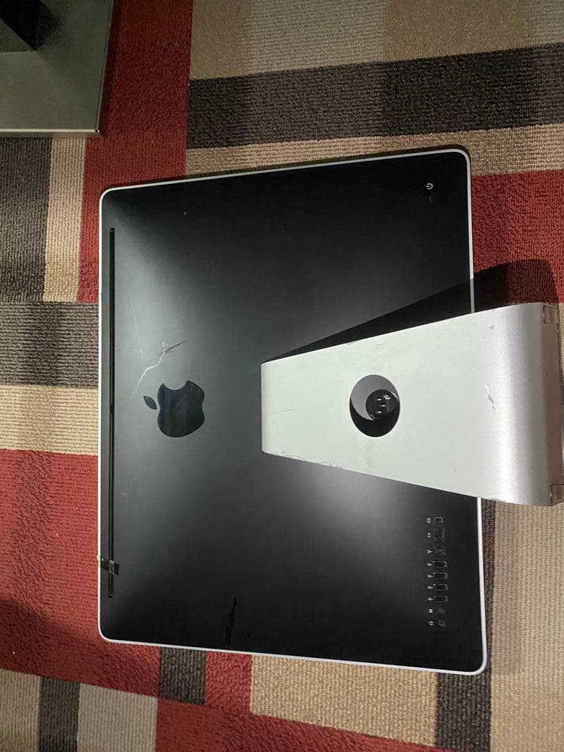 ② iMac 24インチ　Early 2009 ジャンク品