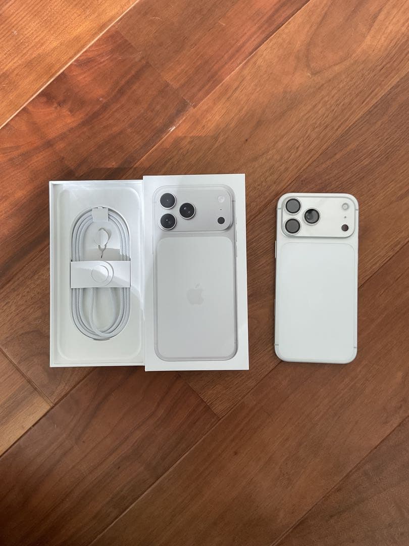 Apple iPhone 17 promax 256GB ホワイト simフリー