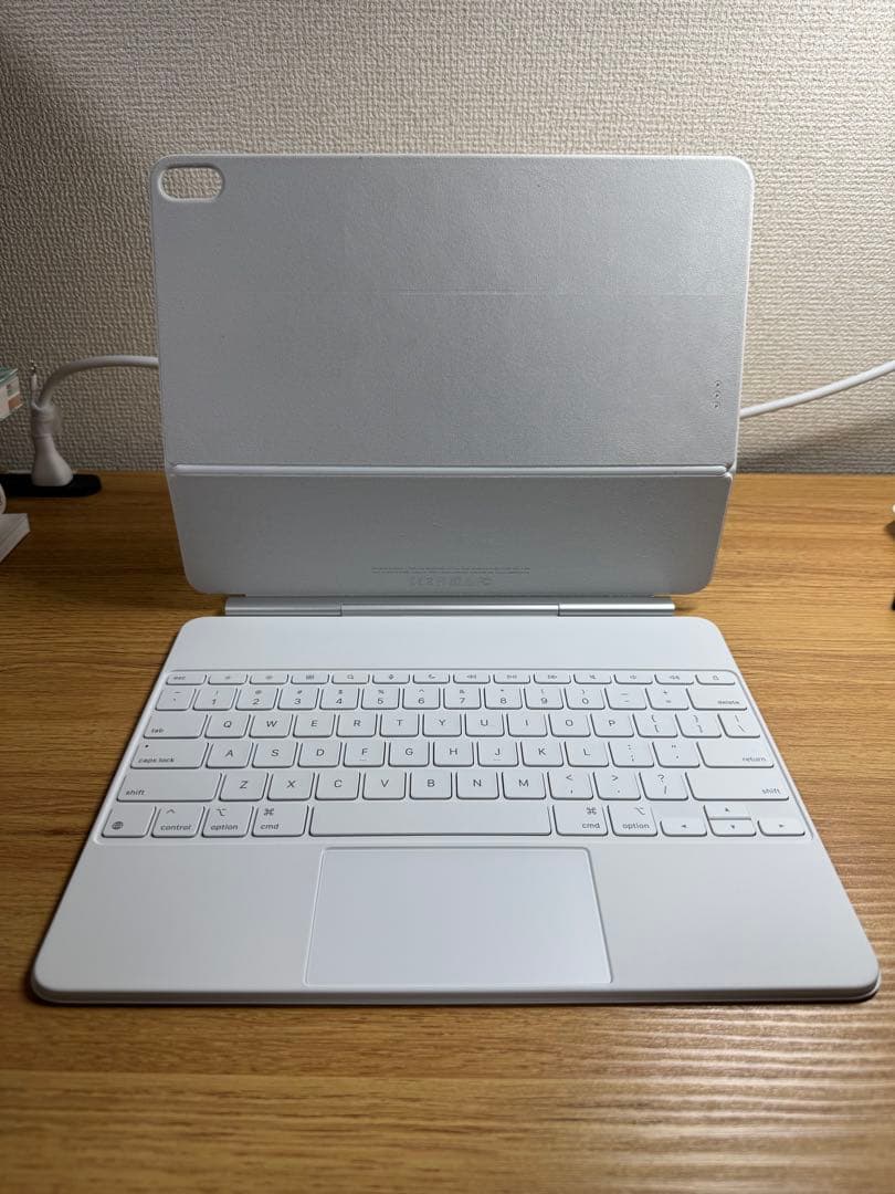 iPad Magic Keyboard 13インチ