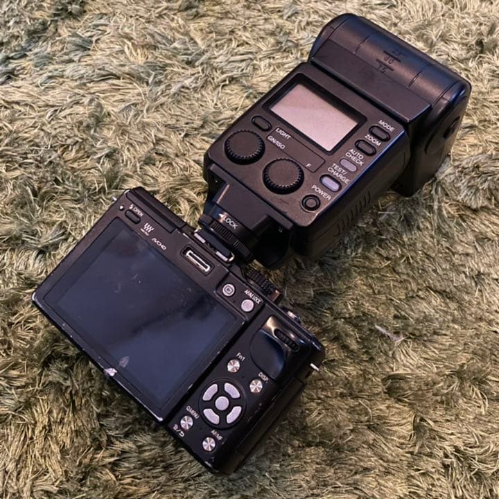 激明るいストロボ、Panasonic LUMIX DMW-FL500 格安