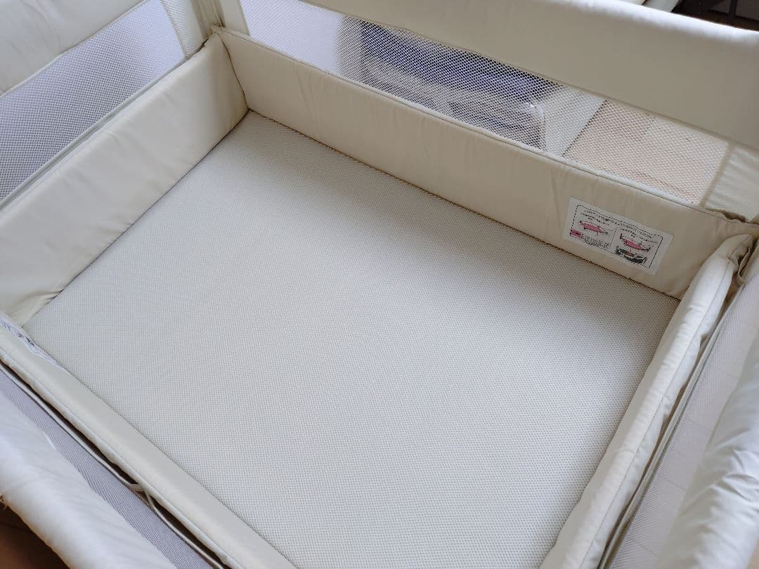 アップリカ ココネル エアー AB　ベビーベッド