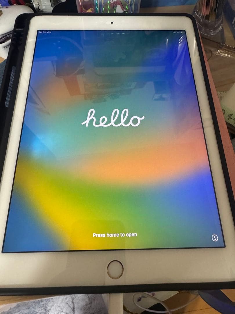 iPad pro 9.7インチ　128GB ピンクカバー wifi