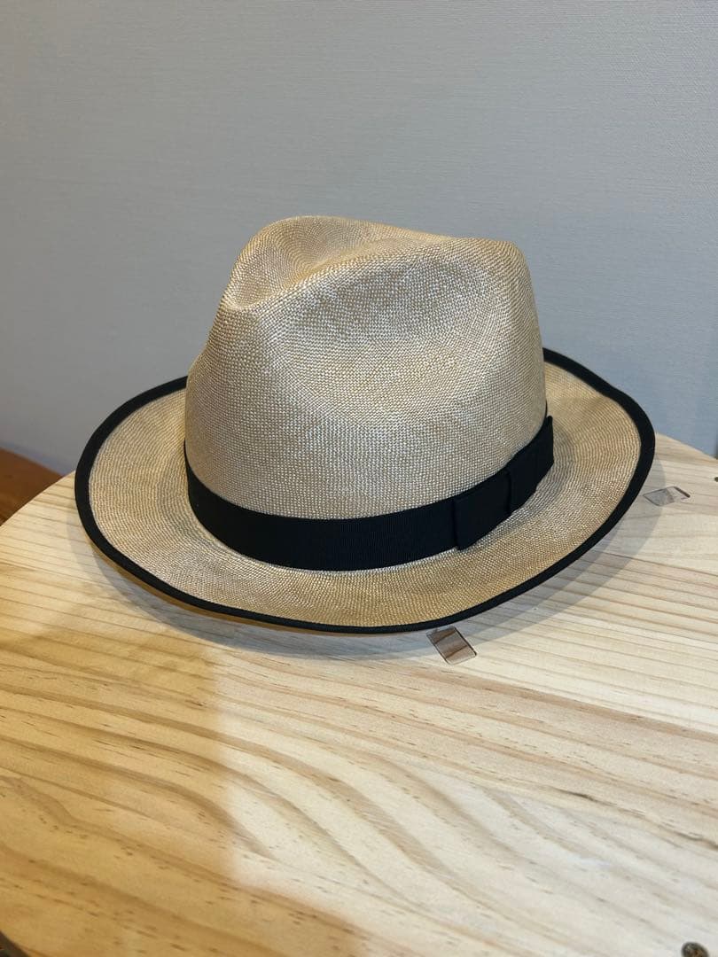 マーガレットハウエル 麦わら フェドーラハット 黒リボン付き