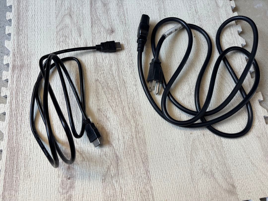 EPSON EH-TW410 プロジェクター本体 ケーブル、リモコン、ケース付き