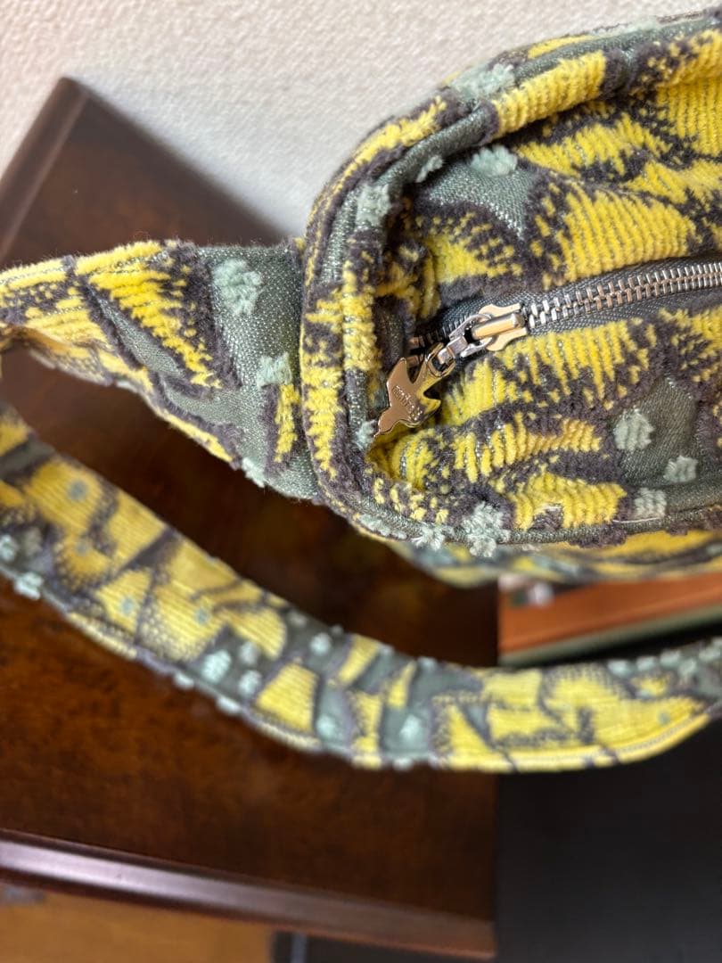 ミナペルホネン　wind bird ショルダーバッグ　Lサイズ　yellow