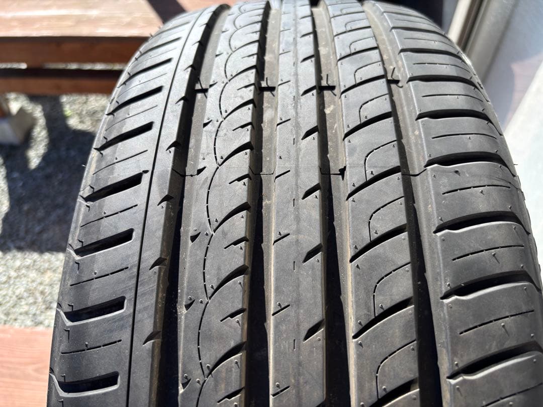 オートウェイで購入　245/45/20 サマータイヤ