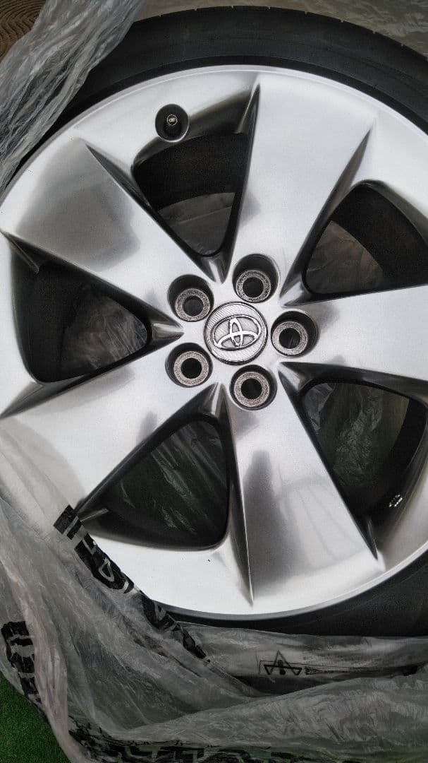 近隣で取りに来れる方限定！　30プリウス　純正マイコーデホイールセット4本