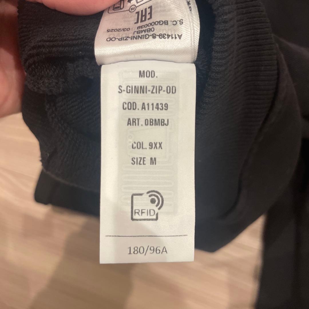 【新品同様品】ディーゼル　ジップパーカー