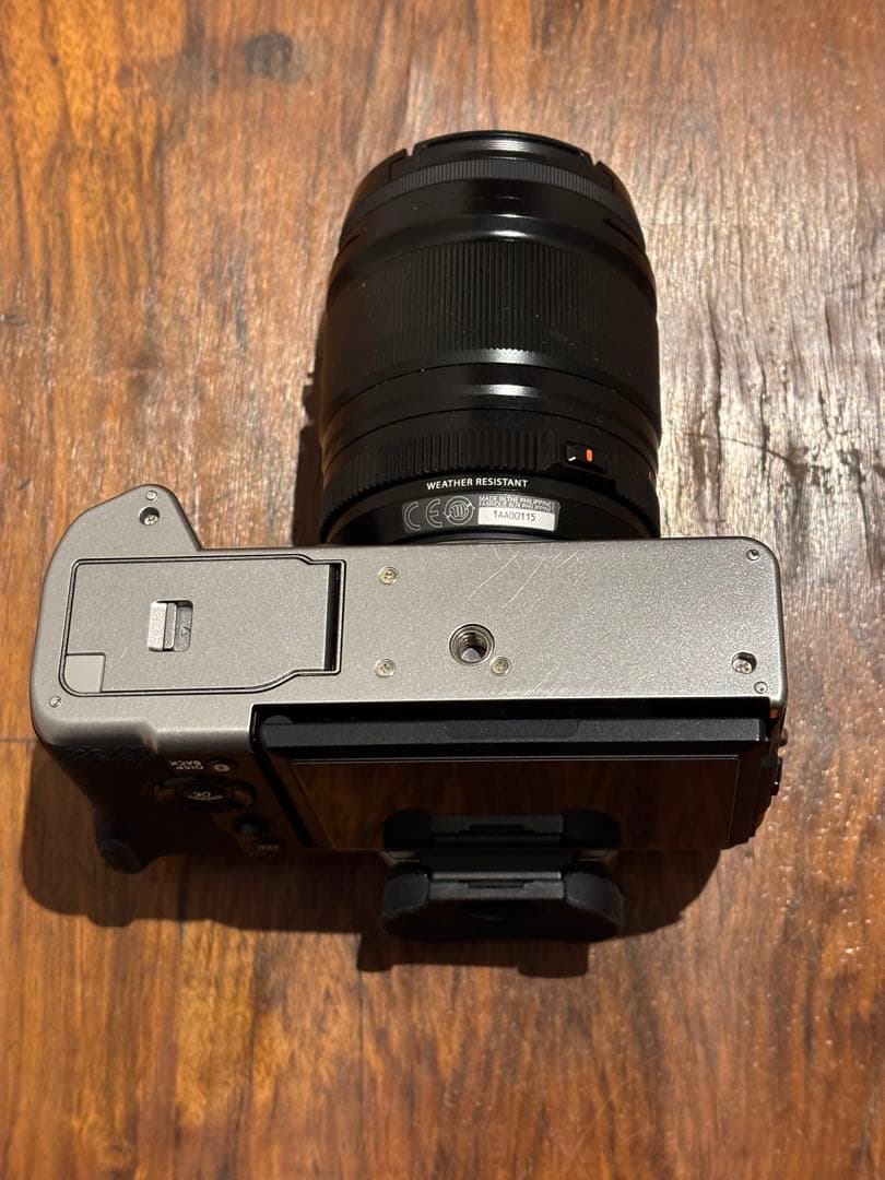 FUJIFILM X-T5 シルバー　ボディ　シャッター回数880回