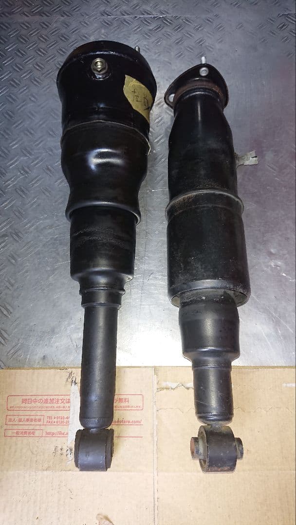 ベントレー等 純正 エアサス 修理致します。