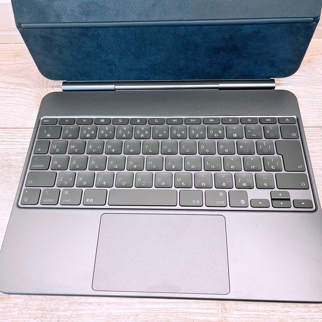 Apple Magic Keyboard M4 13インチA2974