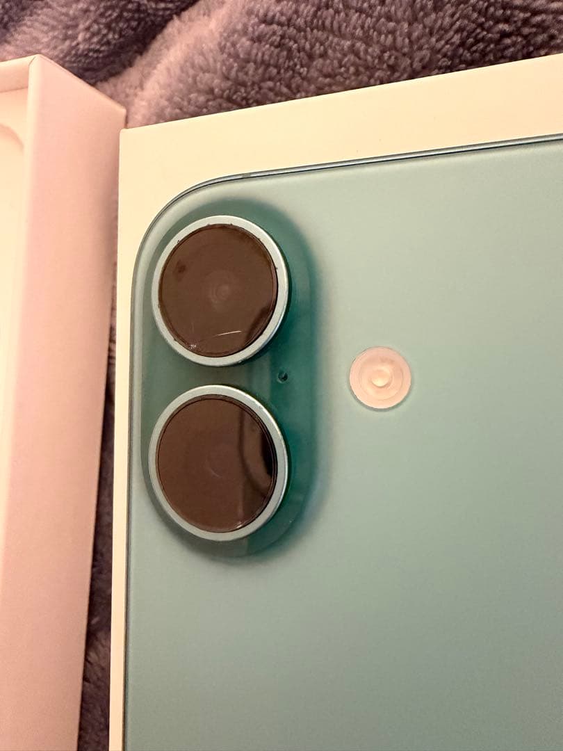 iPhone16 128GB SIMフリー利用制限○ 初期化済み　非正規画面修理