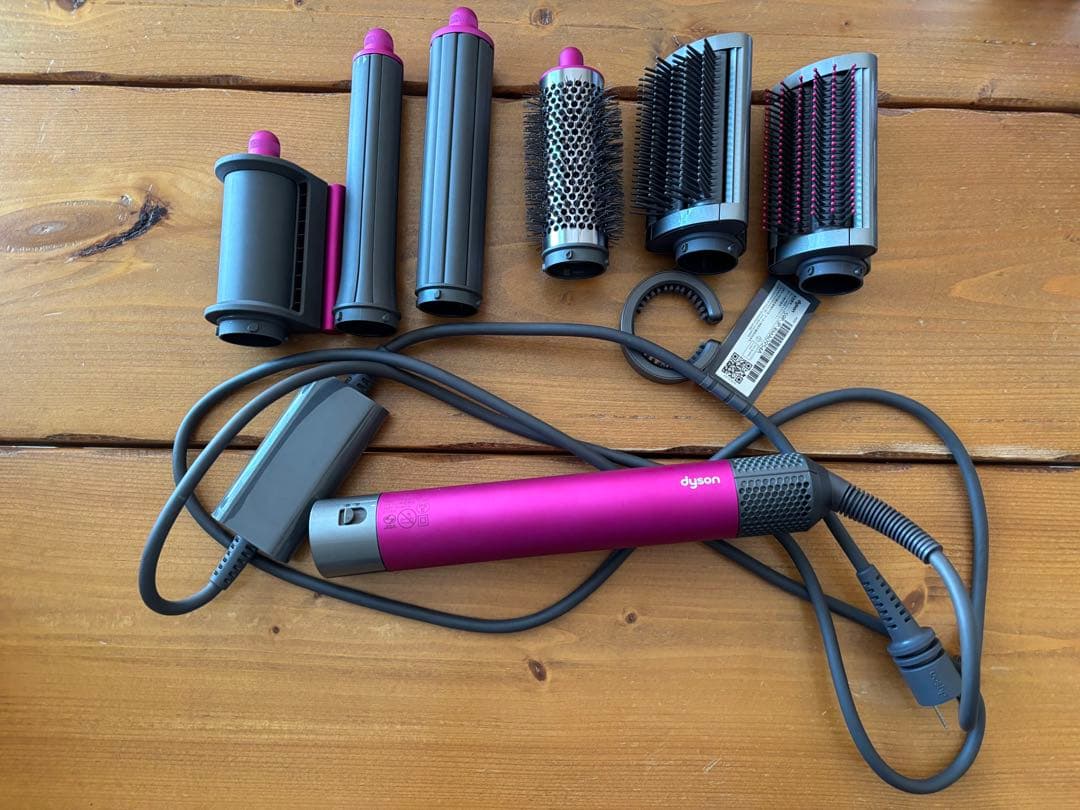 ● ダイソン エアラップHS05 ヘアスタイラー