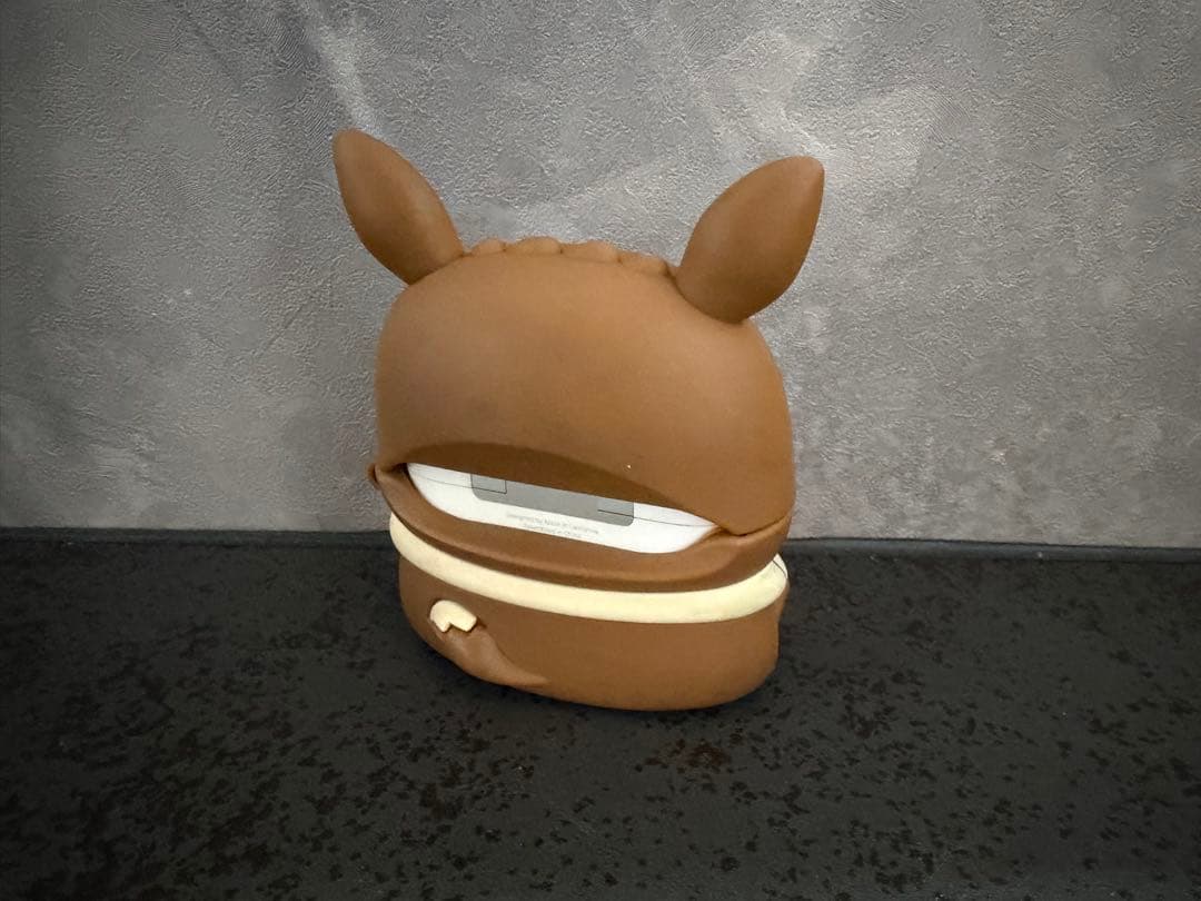 【美品】AirPods Pro 本体+付属品完備+ポケモン イーブイのケース付き