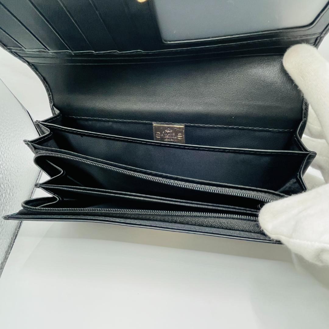 定番 未使用 Vivienne Westwood 長財布 折財布 黒 シンプル