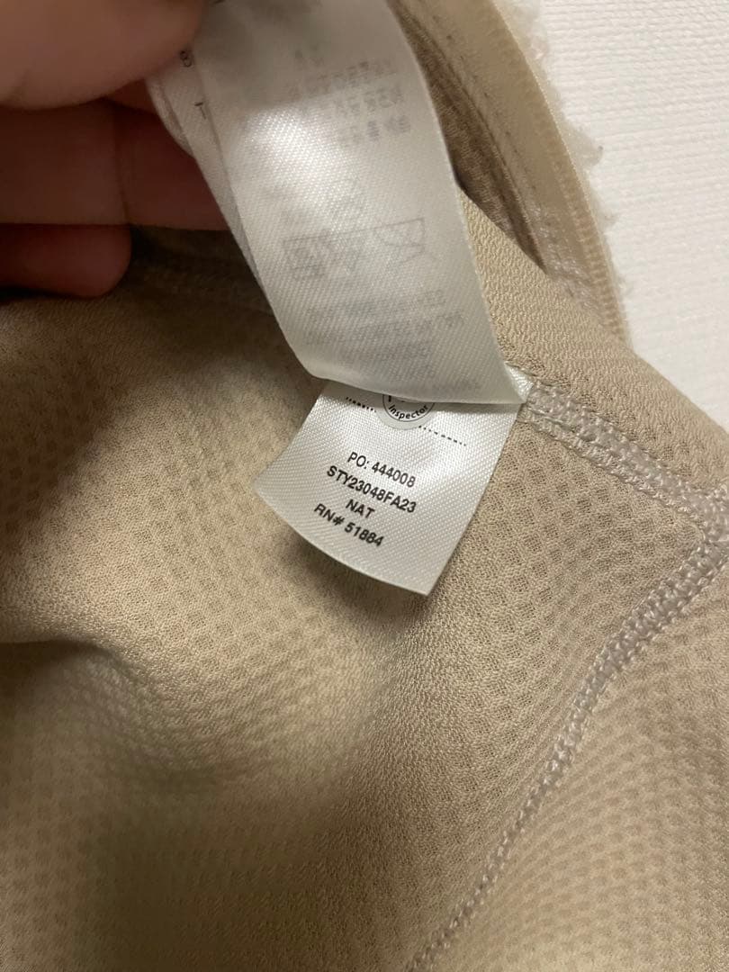 Patagonia レトロxベージュ