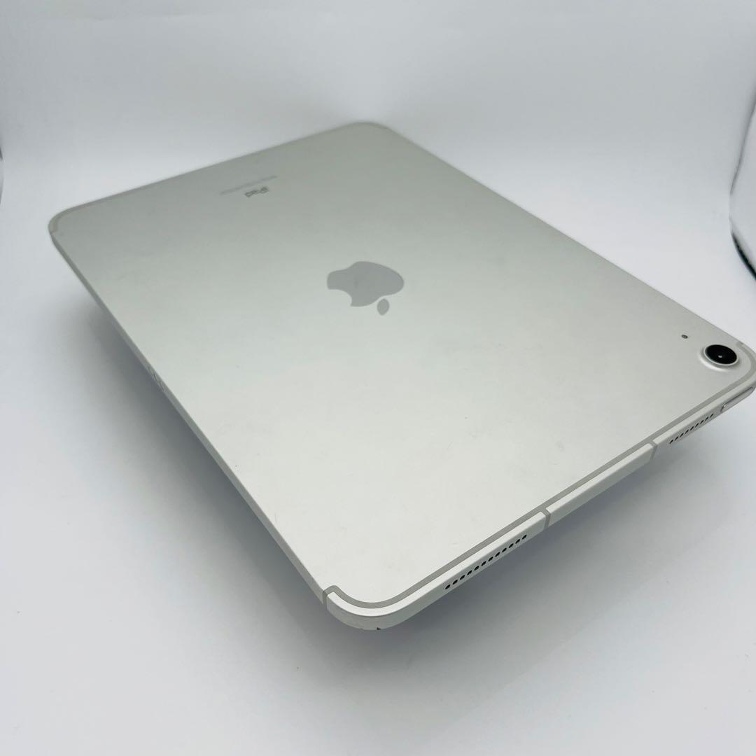 C 取り置き　iPad 第10世代　64 GB SIMフリー　シルバー　本体