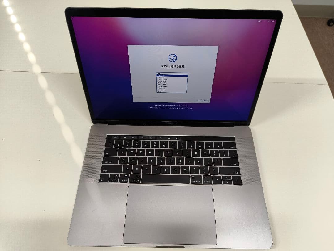 MacBook本体 MacBookPro2016 Radeon460 i7 16GB 2TB