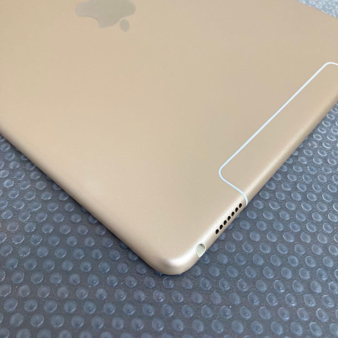 2580 外観美品☆iPad Pro 128GB 9.7インチ SIMフリー☆
