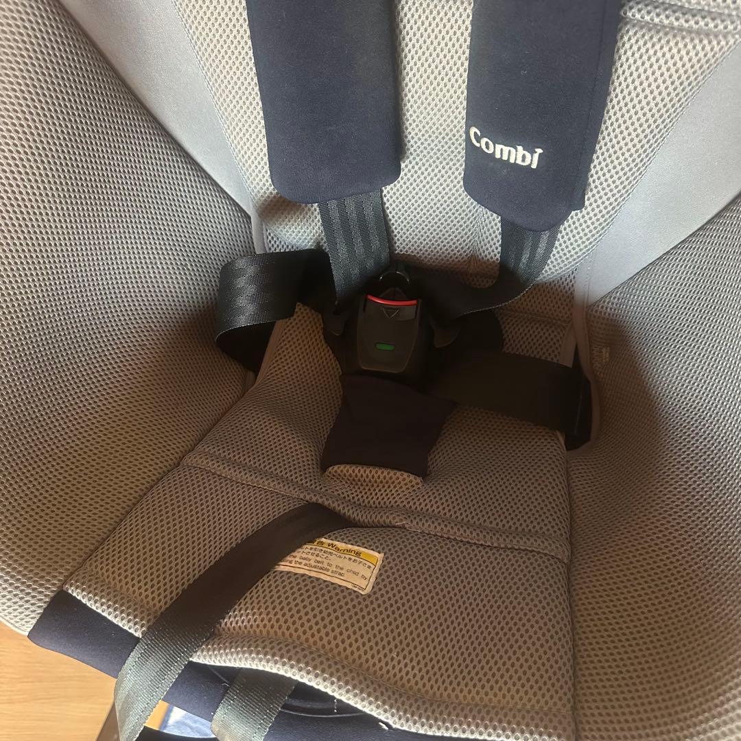 combi チャイルドシート クルムーヴ スマート ISOFIX エッグショック