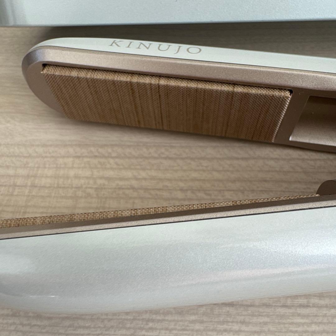 ヘアアイロン KINUJO CORDLESS Luxejewel