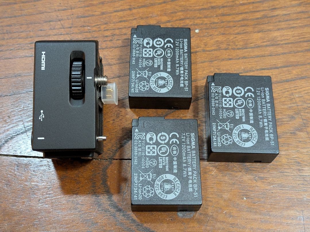 SIGMA fpL 本体+付属品多数 マウントアダプター、木製グリップ等付属