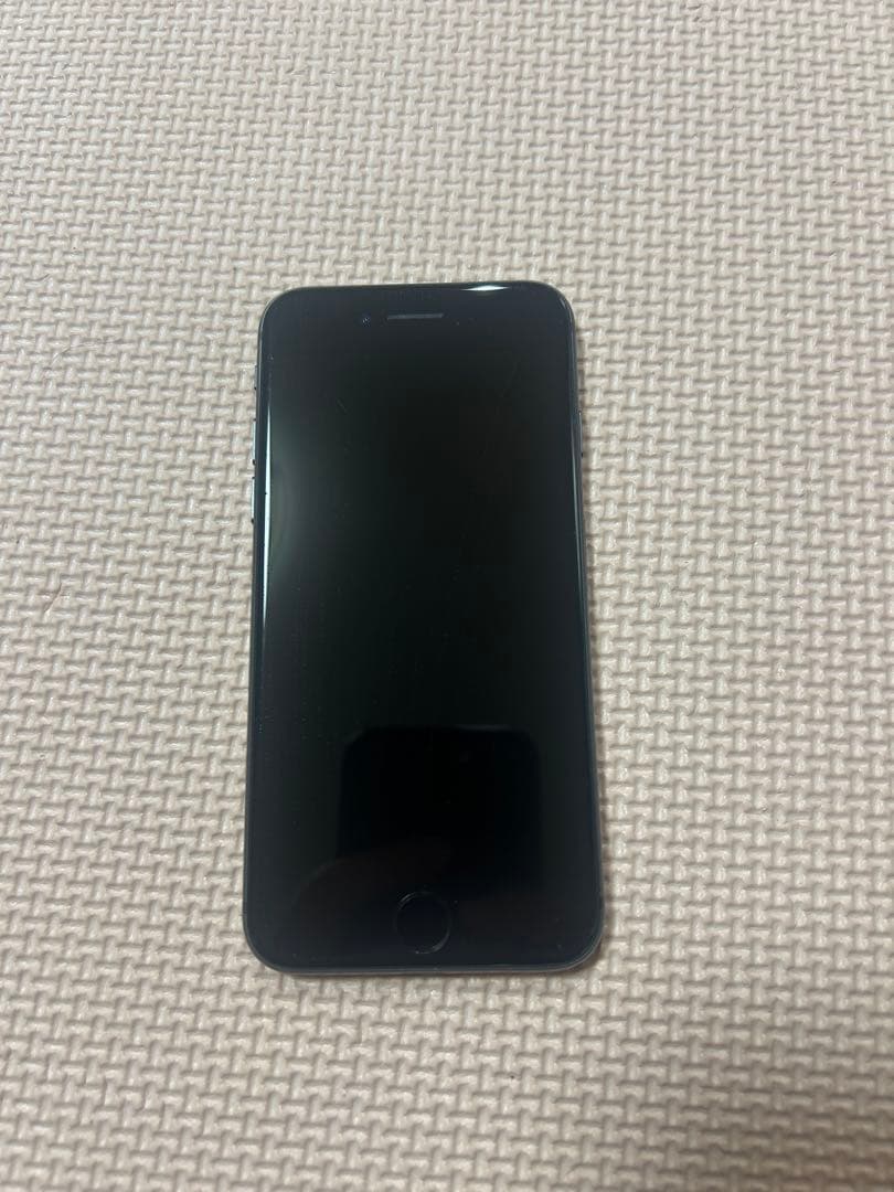 S*）様 Apple iPhone 8 ブラック 本体　64GB