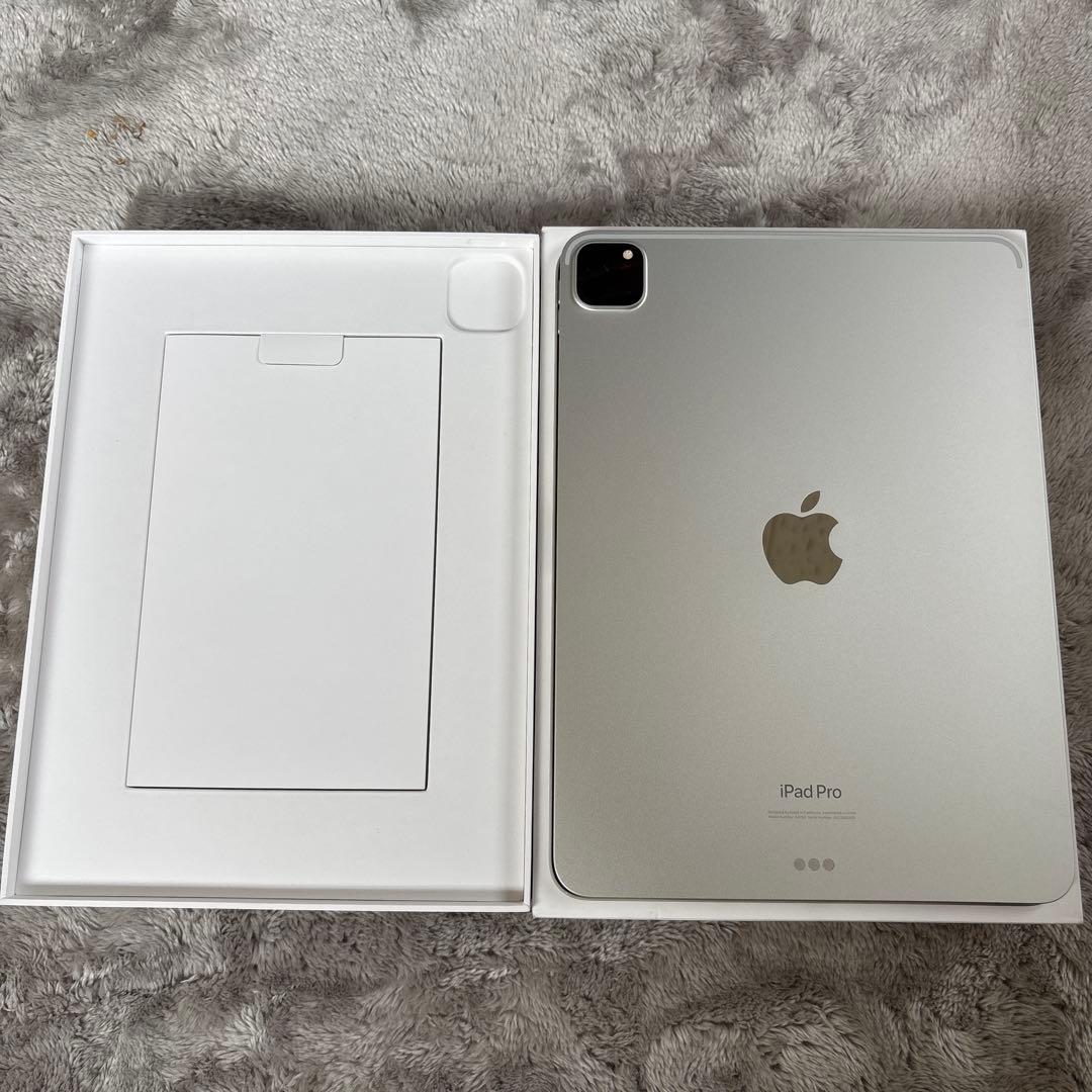 10【極美品】iPad PRO 第4世代　11インチ　128GB シルバー
