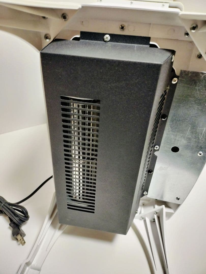 暖炉型ファンヒーター ホワイト HF-2008WH ヒロ・コーポレーション