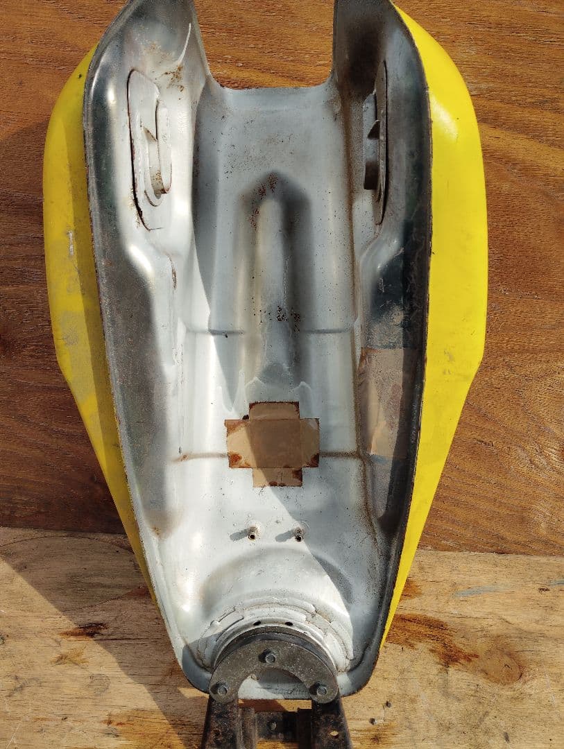 ゴールデンウィーク特別価格！YAMAHA！！xjr400 4hmタンク