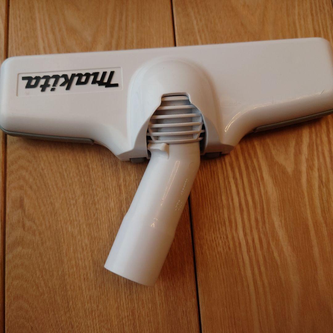 マキタ　充電式クリーナ　CL107FD