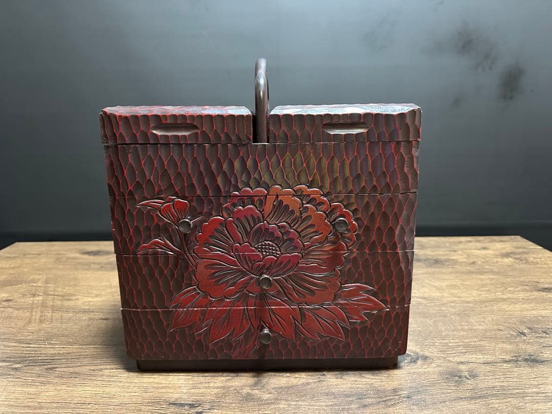 鎌倉彫　裁縫箱　ソーイングボックス