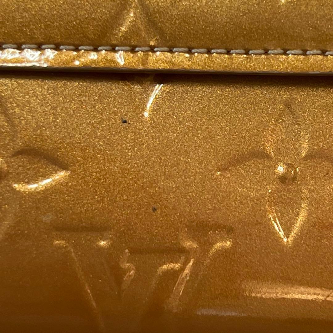 ルイヴィトン LOUISVUITTON 長財布 ポルトフォイユサラ ゴールド