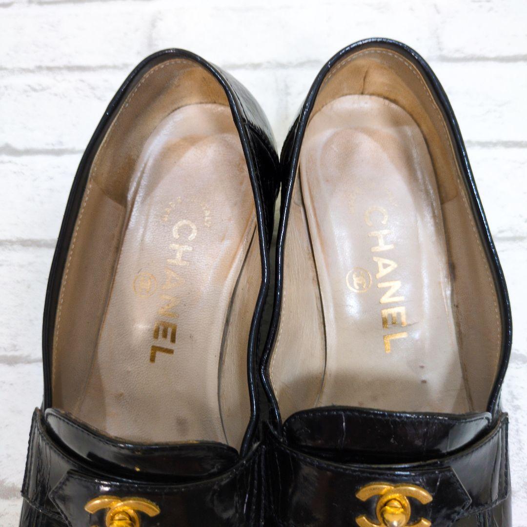 ギ*ン様 CHANEL　シャネル　ココマーク　ターンロック　エナメル　パンプス