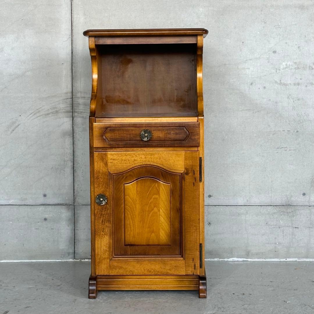 ★karimoku★ カリモク コロニアル 電話台 キャビネット｜高級木製家具