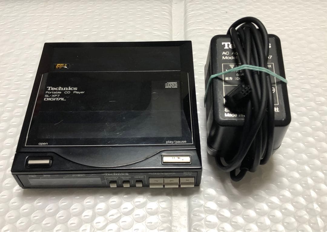Technics SL-XP7 ポータブルCDプレーヤー