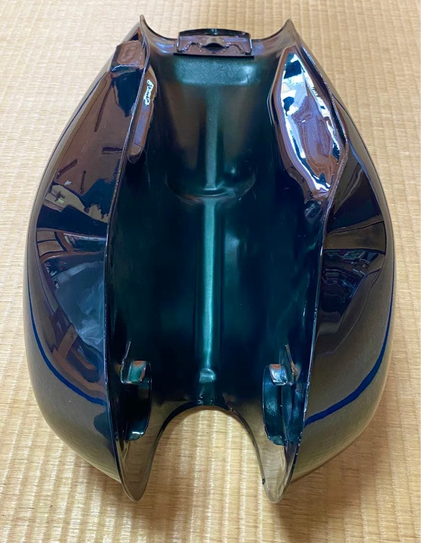 レア　希少品　SR400 30th 30周年　タンク　サンバースト　グリーン